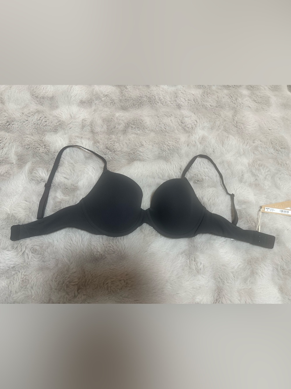 NWT SKIMS FITS EVERYBODY T-shirt Bra 34C Onxy